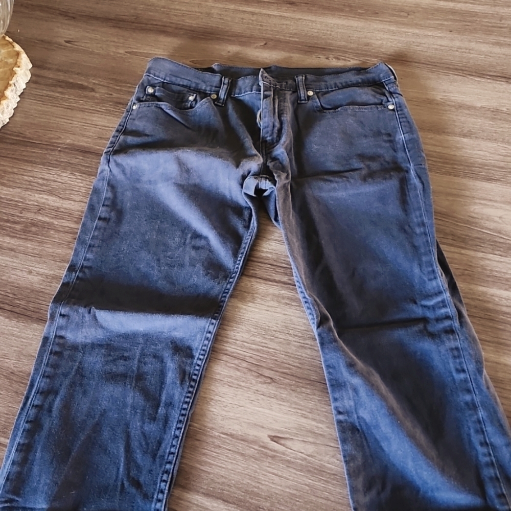 Blue Levi's pant. 32x30